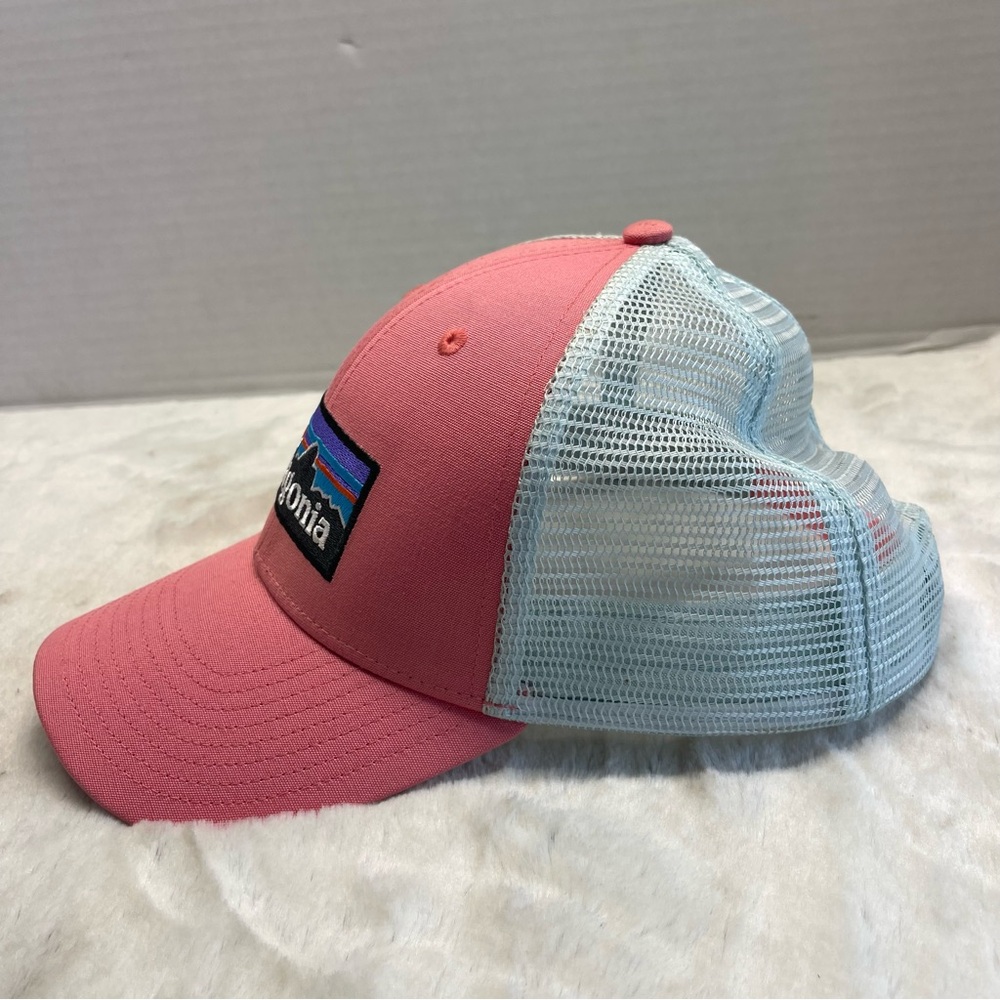 Patagonia Coral and Light Gray Cap - Picture 2 of 10